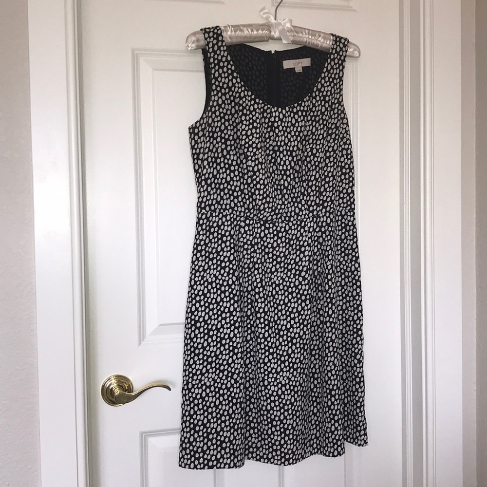 Loft dress, black with cream dots